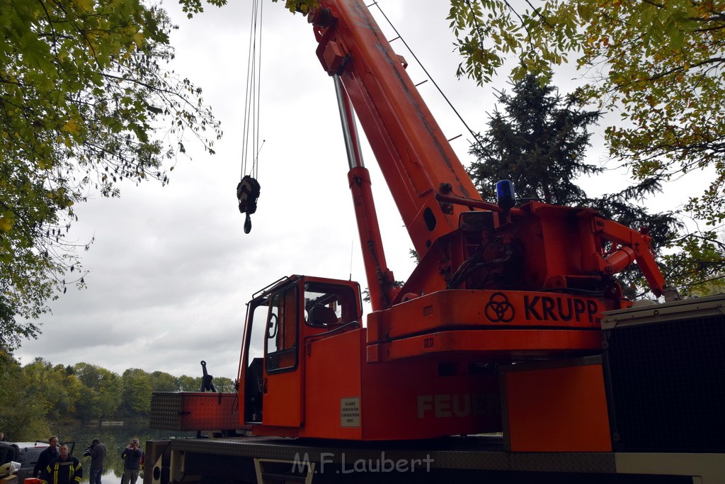 Einsatz BF Koeln PKW im See Koeln Esch P181.JPG - Miklos Laubert